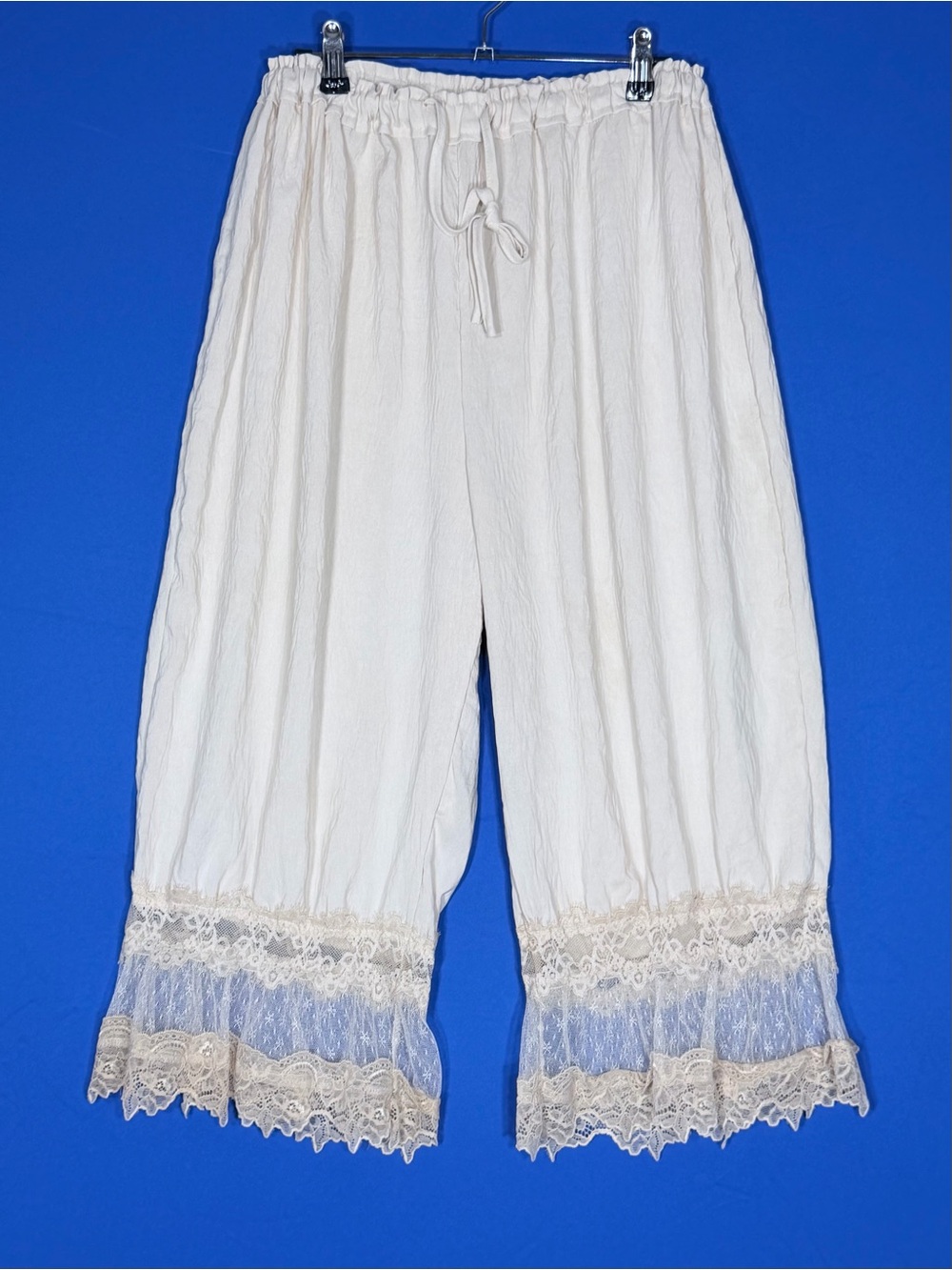 🤍 Sweetkama Ivory Lace Trim Boho Bloomer Pants Medium NWOT